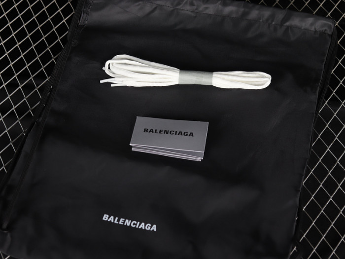 Ba*len*cia*ga runner w3rb2 9060