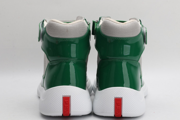 pra*a sneaker p018