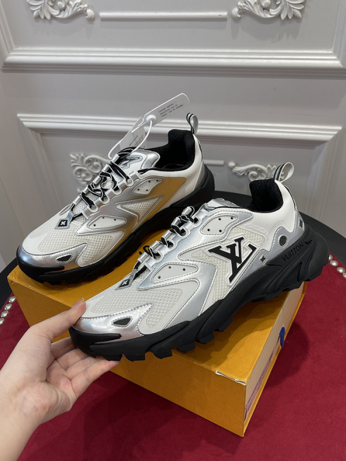 l0vt sneakers