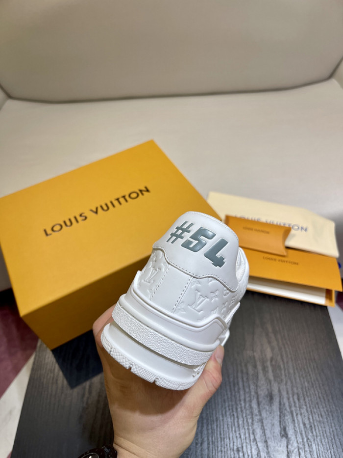 l0vt sneakers