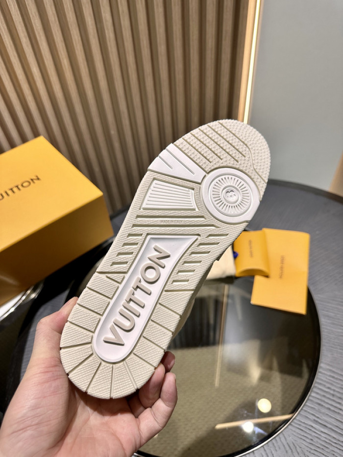l0vt sneakers