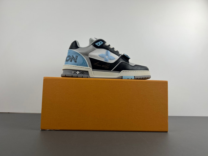l0vt sneakers