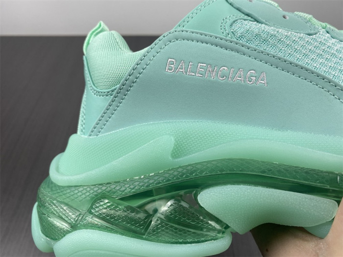 Ba*len*cia*ga triple s sneaker w2ga1 1500